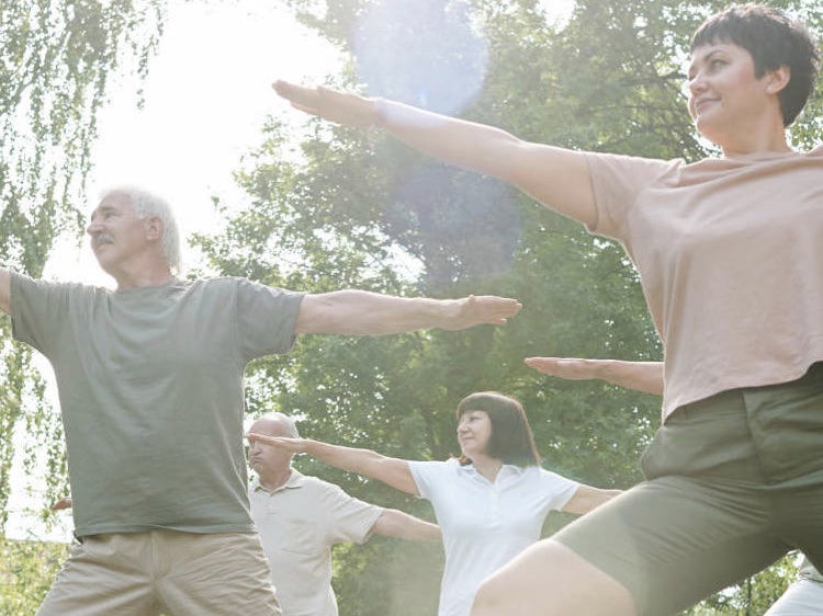 60_jahre_zu yoga%202 1